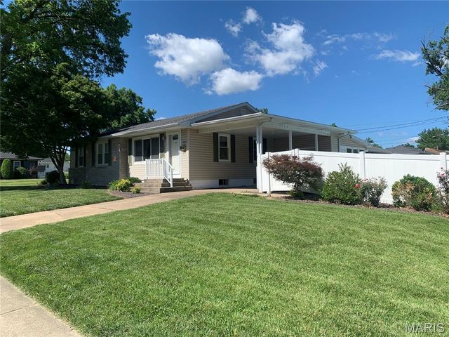 1515 Madison Avenue, Edwardsville, IL 62025