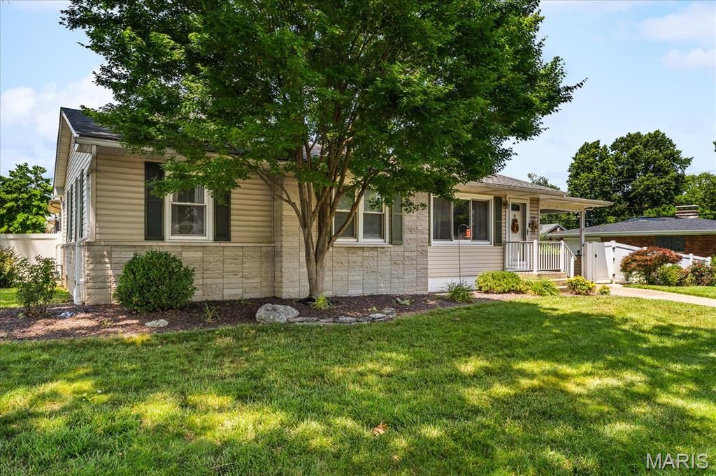 1515 Madison Avenue, Edwardsville, IL 62025