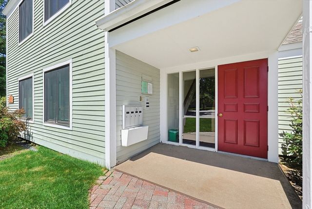 14 Concord Greene 8, Concord, MA 01742