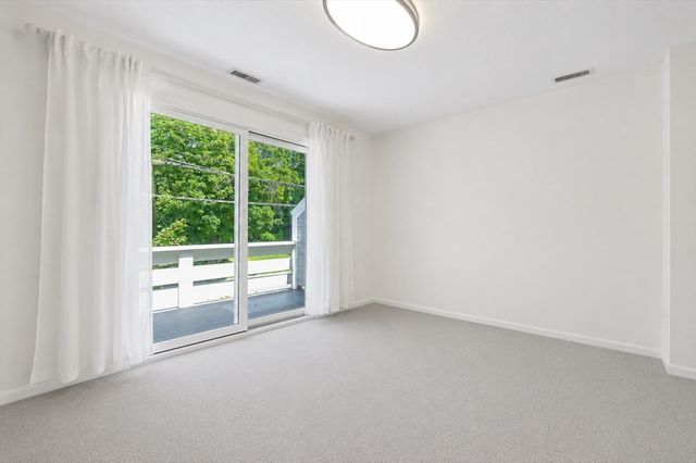 14 Concord Greene 8, Concord, MA 01742