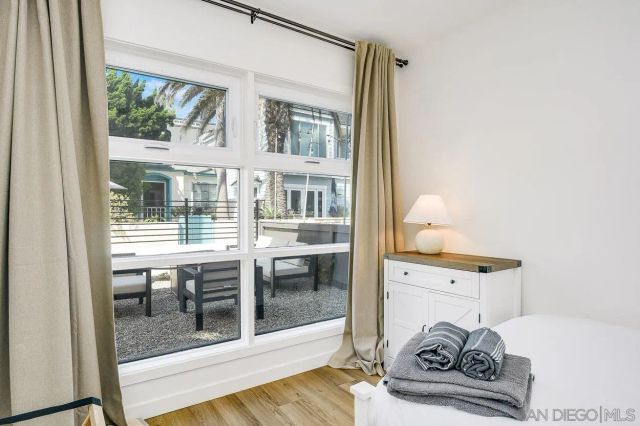 809 Dover Ct, San Diego, CA 92109