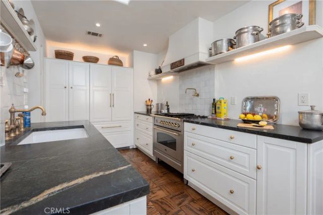 761 W 11th, Claremont, CA 91711