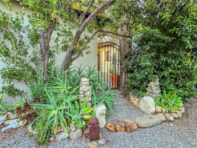 761 W 11th, Claremont, CA 91711