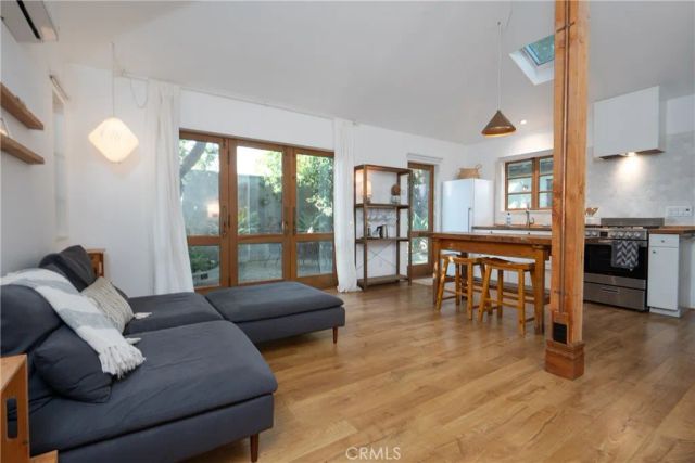 761 W 11th, Claremont, CA 91711