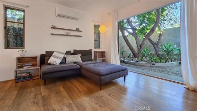 761 W 11th, Claremont, CA 91711