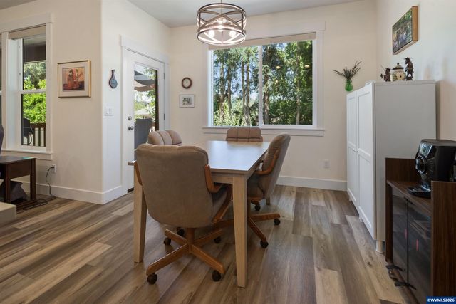 1943 Glen Creek Rd NW, Salem, OR 97304