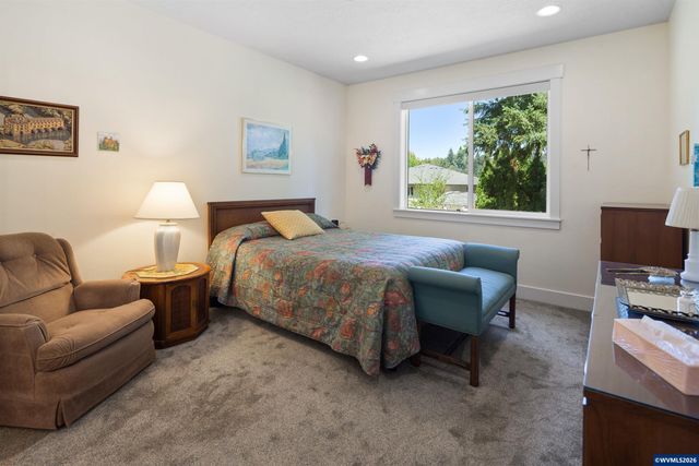 1943 Glen Creek Rd NW, Salem, OR 97304