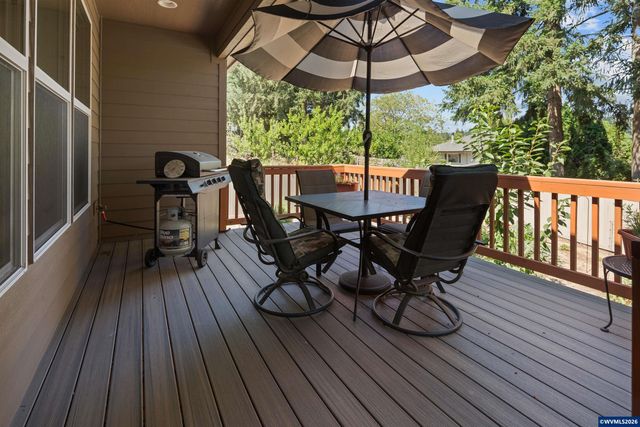 1943 Glen Creek Rd NW, Salem, OR 97304