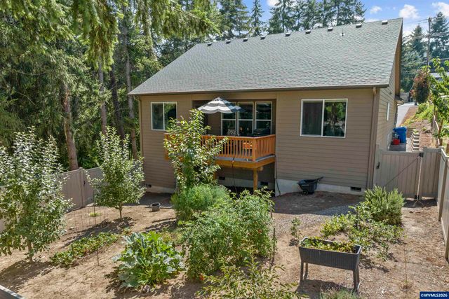 1943 Glen Creek Rd NW, Salem, OR 97304