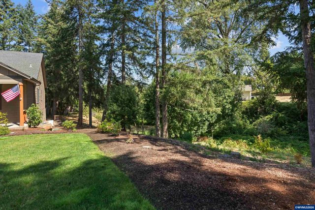 1943 Glen Creek Rd NW, Salem, OR 97304
