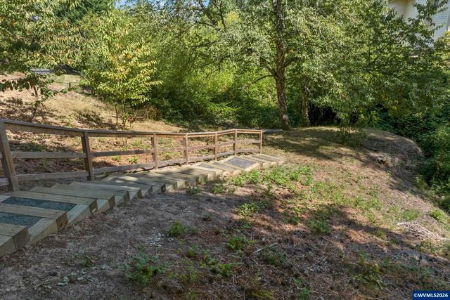 1943 Glen Creek Rd NW, Salem, OR 97304