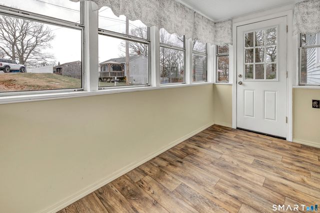 10 Oronoque Trail, Shelton, CT 06484