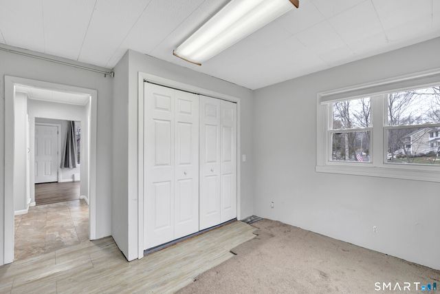 10 Oronoque Trail, Shelton, CT 06484