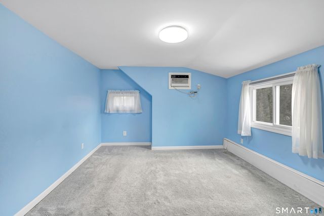 10 Oronoque Trail, Shelton, CT 06484