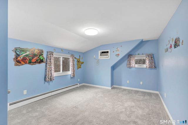 10 Oronoque Trail, Shelton, CT 06484