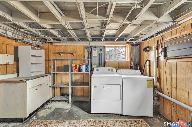 10 Oronoque Trail, Shelton, CT 06484