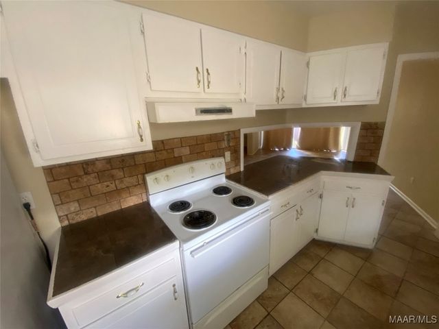 2440 Price Street C, Montgomery, AL 36111