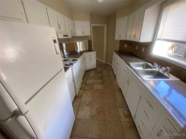 2440 Price Street C, Montgomery, AL 36111