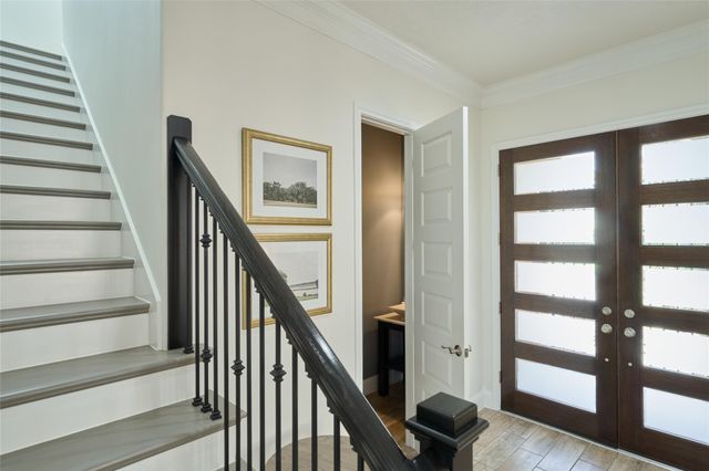 82 N Braided Branch Drive, The Woodlands, TX 77385