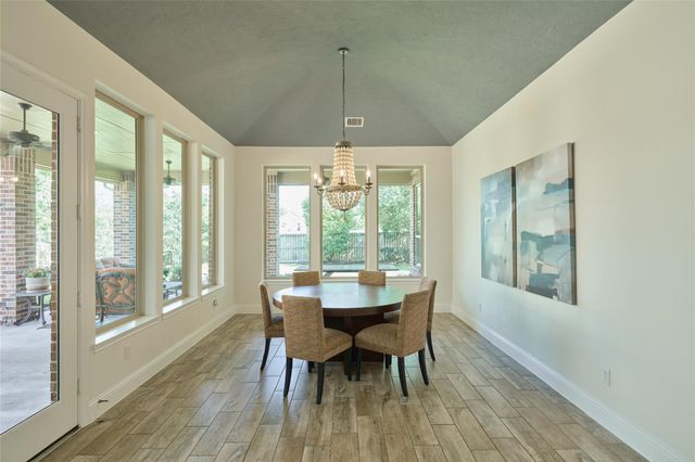 82 N Braided Branch Drive, The Woodlands, TX 77385