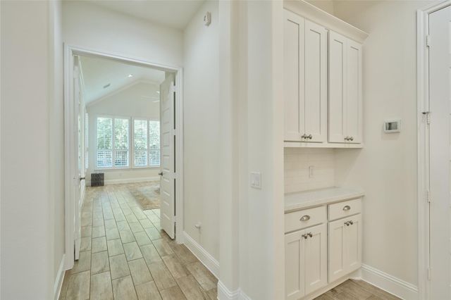 82 N Braided Branch Drive, The Woodlands, TX 77385