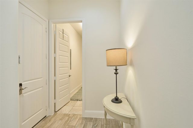 82 N Braided Branch Drive, The Woodlands, TX 77385