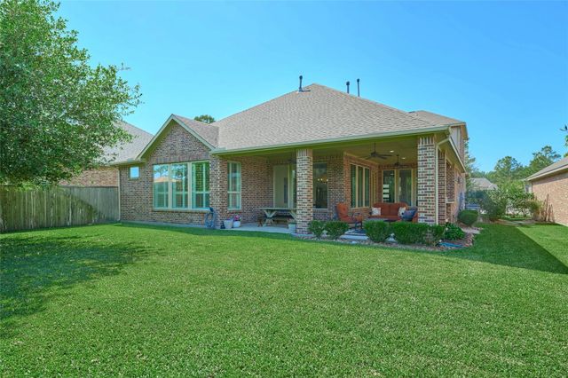 82 N Braided Branch Drive, The Woodlands, TX 77385