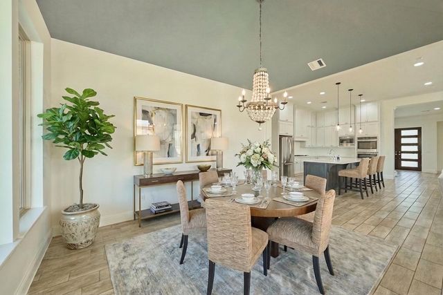 82 N Braided Branch Drive, The Woodlands, TX 77385