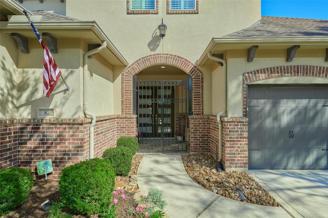 82 N Braided Branch Drive, The Woodlands, TX 77385