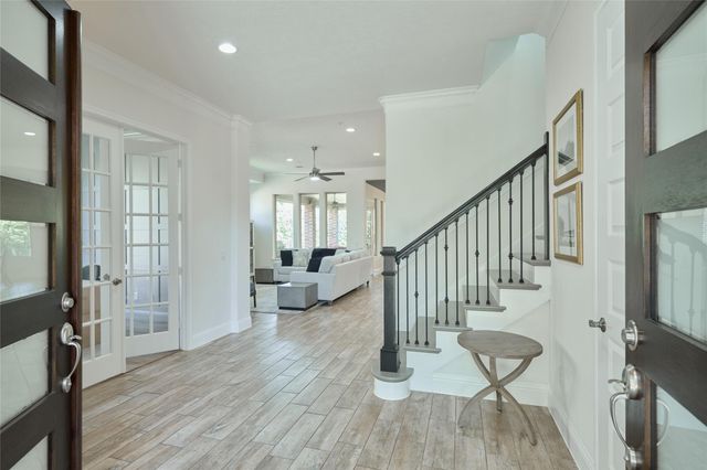 82 N Braided Branch Drive, The Woodlands, TX 77385