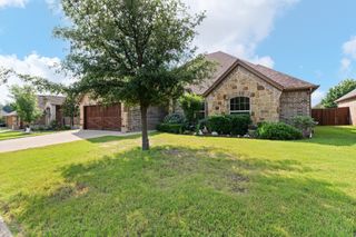 906 Joshua Court, Granbury, TX 76048