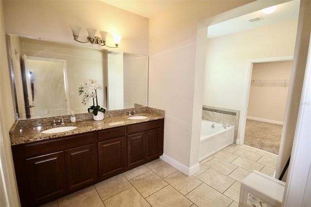 1073 CAVAN DRIVE, Apopka, FL 32703