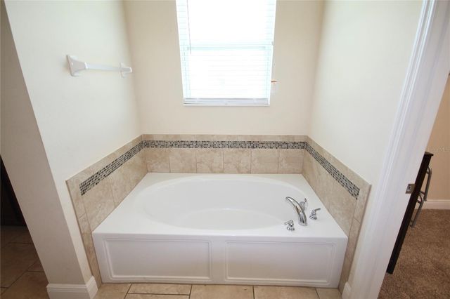 1073 CAVAN DRIVE, Apopka, FL 32703