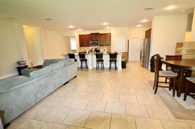 1073 CAVAN DRIVE, Apopka, FL 32703