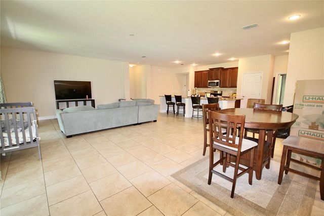 1073 CAVAN DRIVE, Apopka, FL 32703
