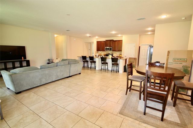 1073 CAVAN DRIVE, Apopka, FL 32703
