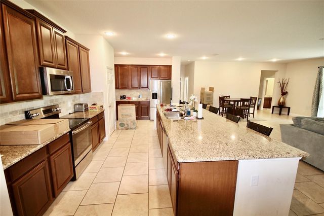 1073 CAVAN DRIVE, Apopka, FL 32703