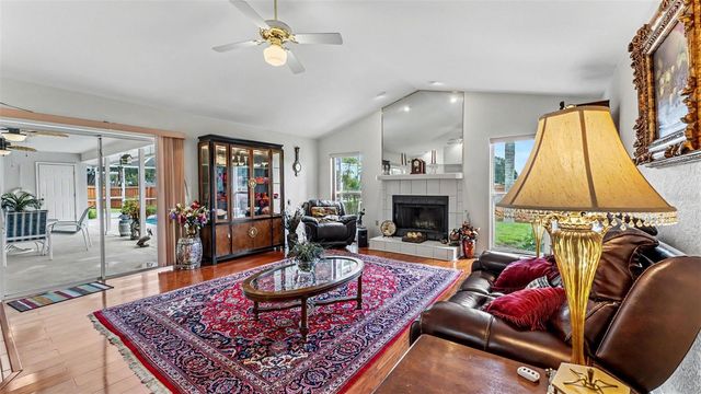 781 POWDER HORN ROW, Lakeland, FL 33809