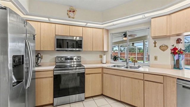 781 POWDER HORN ROW, Lakeland, FL 33809