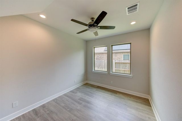 13424 Diamond Reef Lane, La Marque, TX 77568