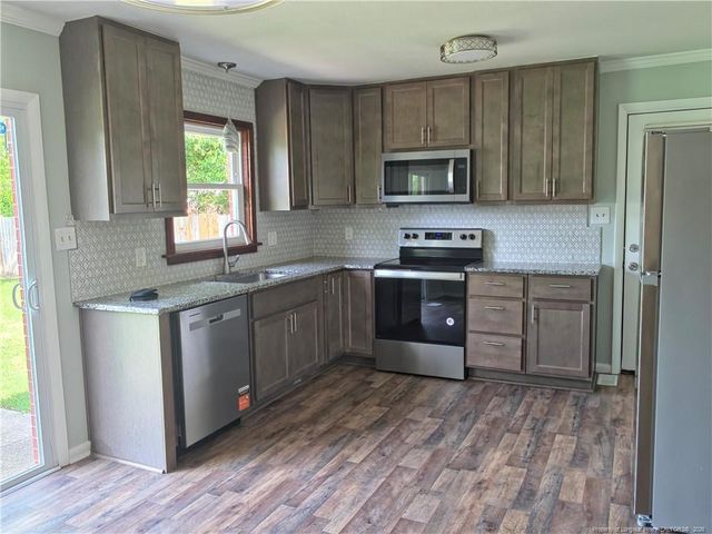 5459 Plateau Road, Fayetteville, NC 28303