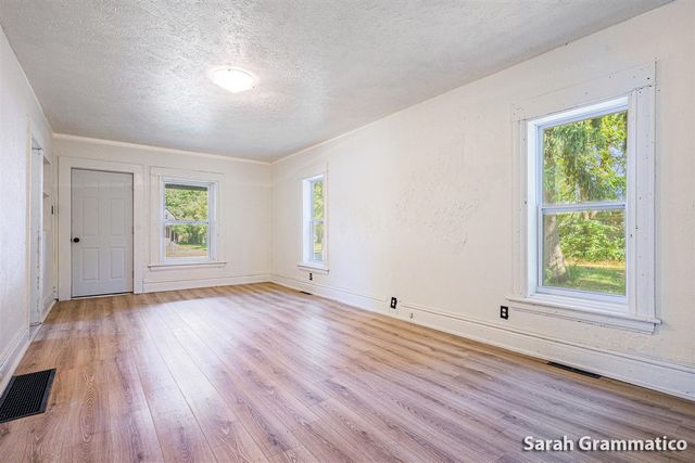 89 Somerset Avenue, Battle Creek, MI 49037