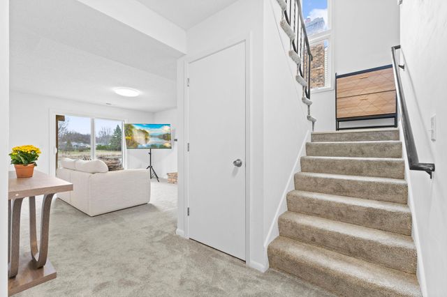 10402 Yorktown Lane N, Maple Grove, MN 55369
