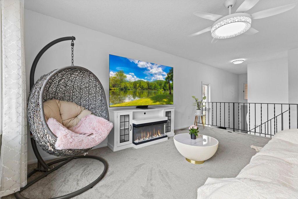 10402 Yorktown Lane N, Maple Grove, MN 55369
