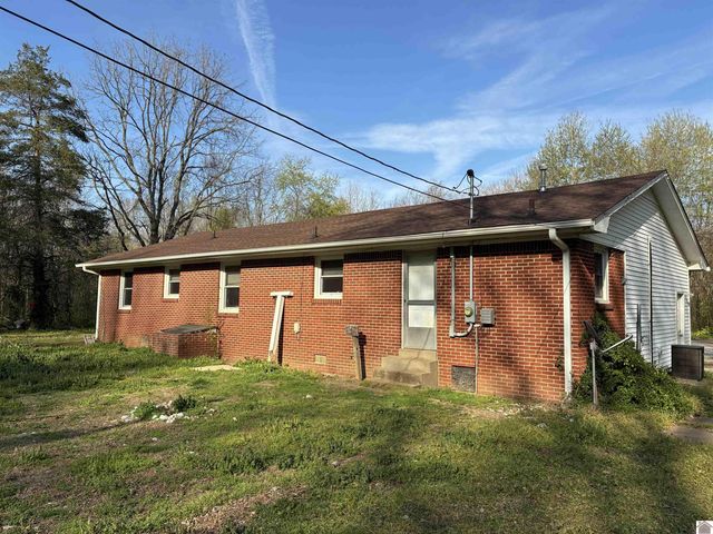129 3rd Street, Almo, KY 42020