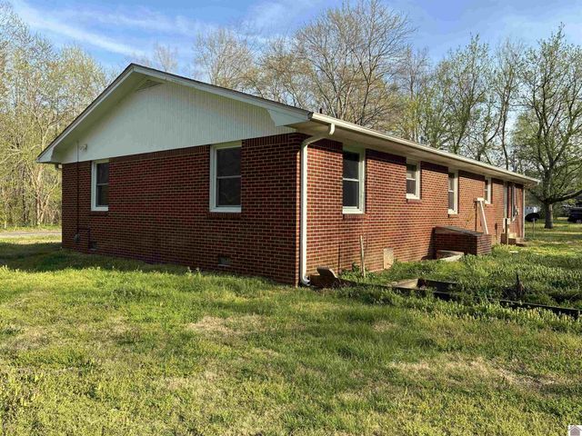 129 3rd Street, Almo, KY 42020