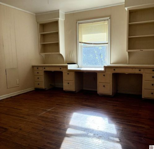 129 3rd Street, Almo, KY 42020