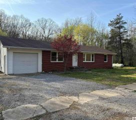 129 3rd Street, Almo, KY 42020