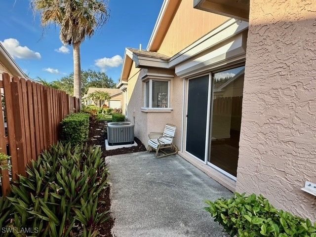 2518 Sailors WAY 115, Naples, FL 34109