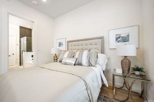 719 E Locust St Unit 3108, San Antonio, TX 78212
